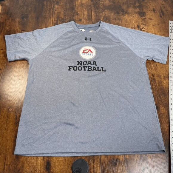 EA Sports NCAA‎ Football Under armour Promo Shirt Mens XL Gray Graphic Crewneck - Picture 1 of 5